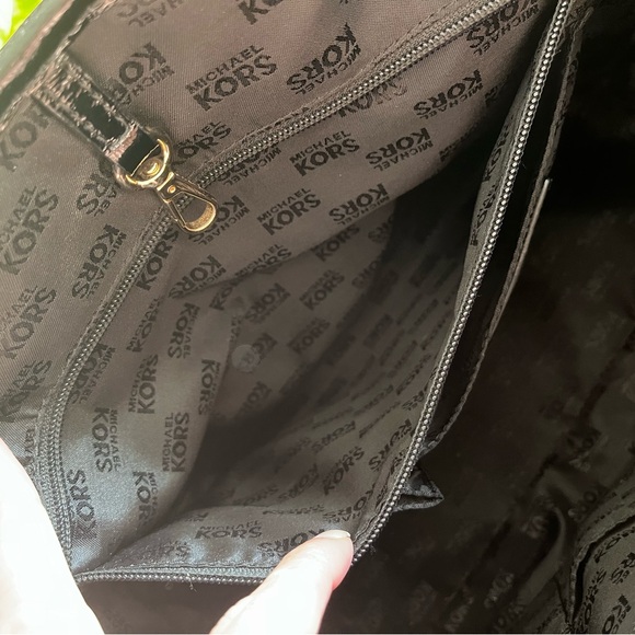 Michael Kors bag - Picture 4 of 5